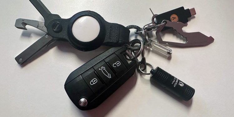 10 herramientas de bolsillo que facilitan la vida y cómo uso cada