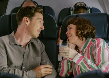 The Roses Review: 'inteligente, salvaje, entretenido'