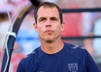Regis Le Bris: El entrenador en jefe francés firma un nuevo acuerdo a largo plazo en Sunderland | Noticias de fútbol