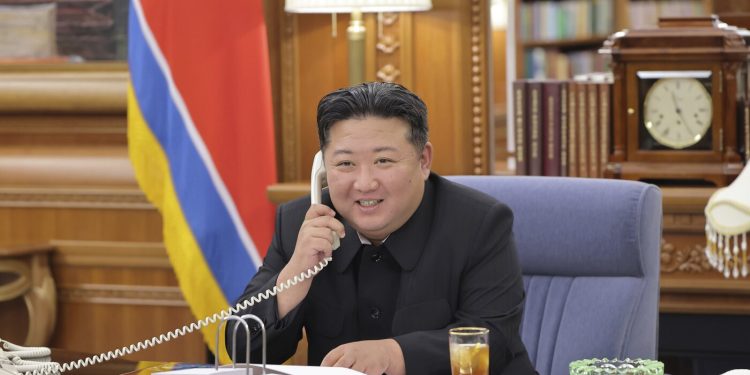 Kim Jong Un para asistir a China Military Parade con Putin y XI: NPR