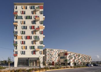 Lagoon View Complejo residencial / Mobil Arquitectos + Álvaro Arancibia Arquitecto