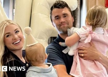 El sospechoso de Charlie Kirk confesó en nota al compañero de cuarto, alegan los fiscales