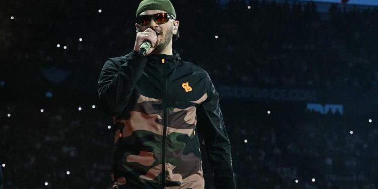 JUL ALERTE SES FANS SUR LA Circulación de Faux Billets de conciertos