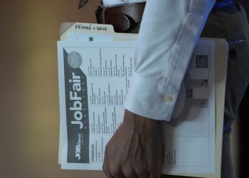 Wall Street recibe un golpe después de decepcionar los datos de los trabajos de EE. UU.