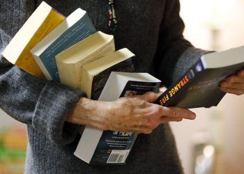 Lectura para el lanzamiento: Uzbekistán a prisioneros libres temprano si terminan los libros elegidos