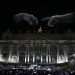 Miles asisten al concierto del Vaticano con Bocelli y Pharrell Williams, seguido de Surprise Drone Show