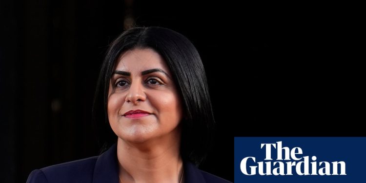 Mahmood promete cambiar las leyes de esclavitud moderna después de un intento de deportar al hombre eritrean frustrado | Shabana Mahmood