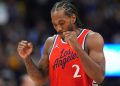 Informe: los Clippers fallaron la tapa salarial de la NBA con el pago de Kawhi Leonard