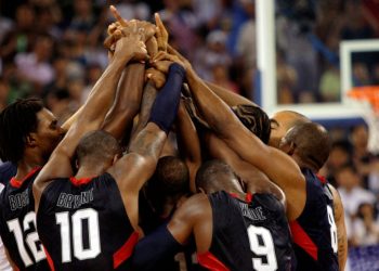 Salón de la Fama del Baloncesto – LeBron, Kobe y las cicatrices que llevaron a redimir el oro del equipo en 2008