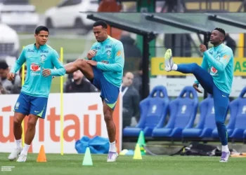 Dt Ancelotti Prueba A Andrey Santos y Richarlison para Jugar en el Alto