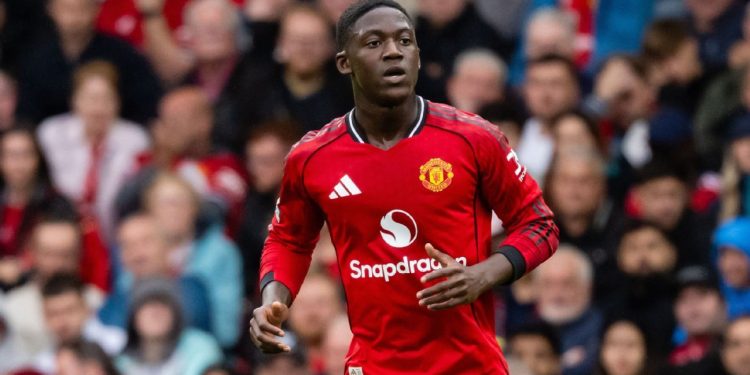 Rumores de transferencia, noticias: Man United's Mainoo Eyed by Newcastle