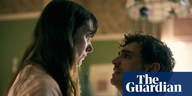 Película de terror alterada digitalmente en China para hacer que la pareja gay sea recta | Porcelana