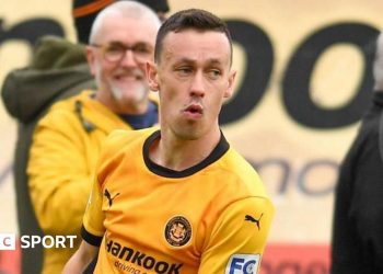 Paul Heatley: Jugador de Carrick Rangers 'Traumatizado' por incidente de colisión de pared
