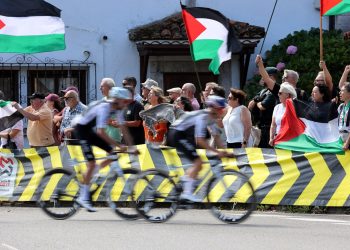 Las protestas pro-palestinas aportan seguridad 'extraordinaria' para la vuelta de España | Noticias para el ciclismo