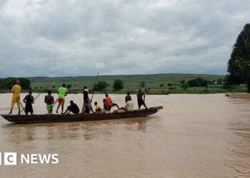 Capsización del barco de Níger: docenas mueren en Nigeria