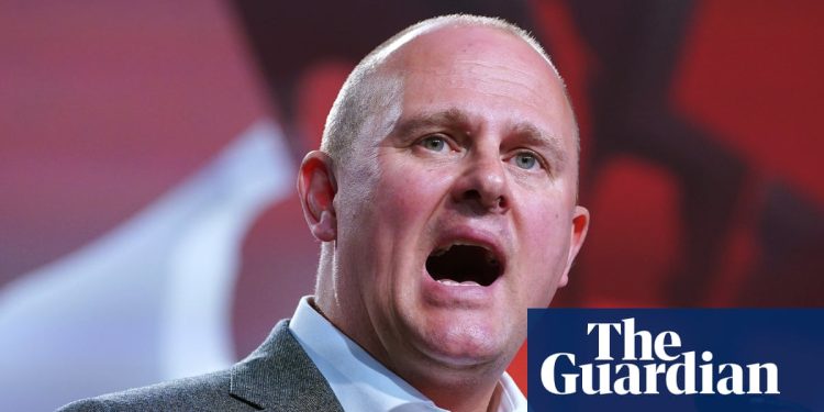 Los laboristas deben hacer más para abordar el derecho populista como las filtraciones de apoyo del partido para reformar, dicen los sindicatos | TUC