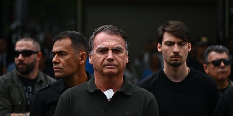 Jair Bolsonaro Fue Ingresado al Hospital Tras «Sentire Mal» en su prisión Domiciliaria | Internacional | Noticias