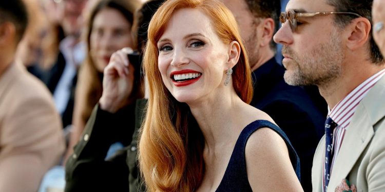 Jessica Chastain Reprain Ses Études à Harvard Dans pero de «Combattre les Politiciens»
