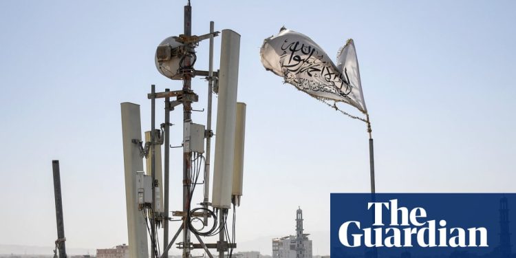 Afganistán golpeado por el apagón de las comunicaciones después de que los talibanes cierran internet | Afganistán