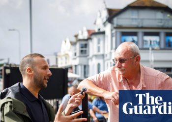 'Tenemos que contar una historia alternativa': el líder verde Polanski habla con los componentes de Nigel Farage | Fiesta verde