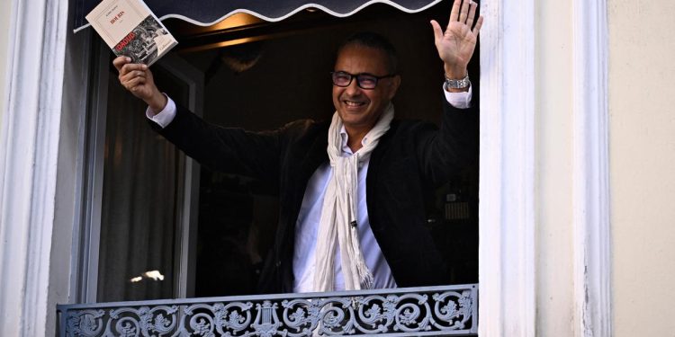 Découvrez la Première Sélection, Les Favoris Sont Là!