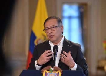 Presidente Gustavo Petro Anuncia Que 'Coalición de Gobierno en el Senado Se Rehace por por completo' Tras Elección de Carlos Camargo Magistrado