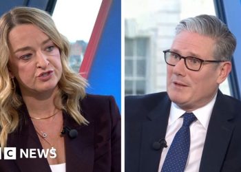 Keir Starmer le preguntó repetidamente si descartará el aumento del IVA en el presupuesto