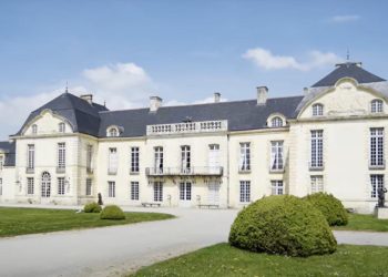 En normandie, un château du xviiie siècle détruit «aux deux niveles» par un tumba incendente