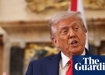 Trump le dice a Gran Bretaña que 'llame al ejército' para controlar sus fronteras | Donald Trump