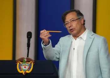 Presidente Petro Pide Que El Pacto Histórico No Haga Uso del Veto Secro en Congreso Tras posible Apoyo de Algunos Congresistas A Carlos Camargo