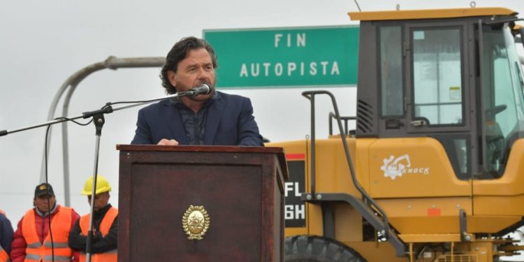 Sáenz Puso en Marcha la Obra de la Autopista del Valle de Lerma