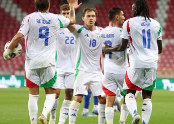 Italia coge aire con una triple remontada de locura en el 91 'ante Israel