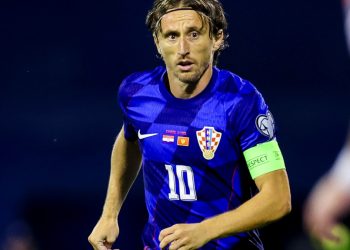 Luka Modric Celebra Sus 40 Años Contro Recital