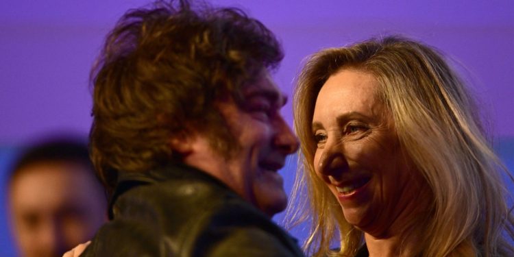 Ganó Karina: No hay heno Cambios en el Gabinete