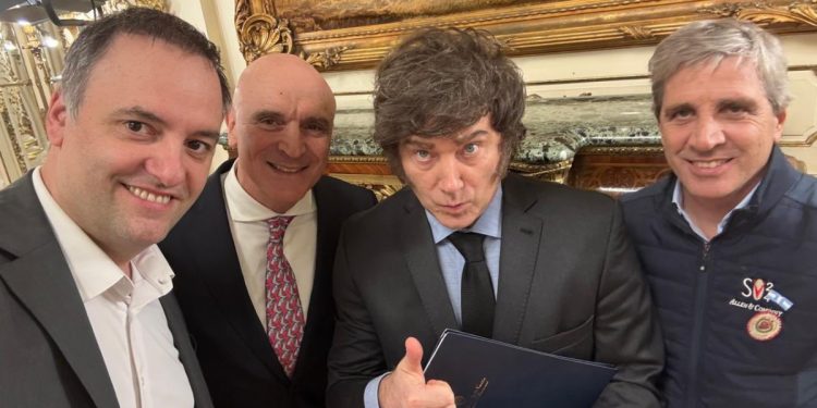 Plan Platita de Milei: Ahora Promete Aumentos A Jubilados, Universidadas y Discapacitados