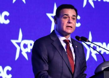 Acusan A Leite y Ramírez Lezcano de Violar La Ley de Servicio Diplomós por Participar en la CPAC