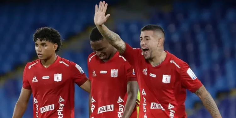 América de Cali respiró y abandonó el Sótano; Bucaramanga es Más Líder Que Nunca