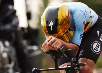 Remco Evenepoel Destrozó A Tadej Pogacar y Ganó el Oro en la Contrarreloj del Mundial de Ciclismo: Walter Vargas, Excelente Actuación