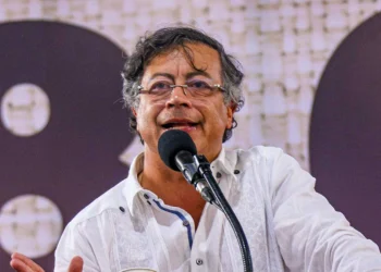 'Felicito a Las Comisiones Económicas'