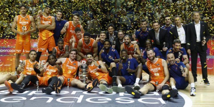 De Larrea se Consagra como Estrella Dando Al Valencia Basket Su Segunda Supercopa Endesa
