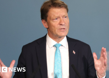 La reforma del Reino Unido puede necesitar repensar la promesa de recortes de impuestos de £ 90 mil millones, sugiere el diputado