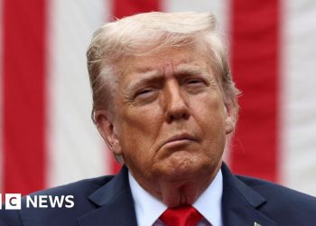 Trump «listo» para sancionar a Rusia si las naciones de la OTAN dejan de comprar su petróleo