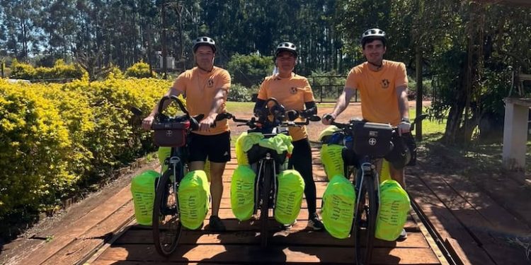 Ciclistas Argentinos Atraviesan Paraguay Para Llegar A ee.uu. un Tiempo para el Mundial – Mundo