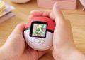 Esta pelota de Poké en plena es un juguete de estilo Tamagotchi con más de 150 Pokémon adentro y lo necesito ahora