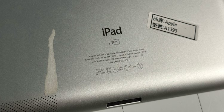 El prototipo del iPad de 8GB de 2011 revela el modelo de presupuesto desechado de Apple