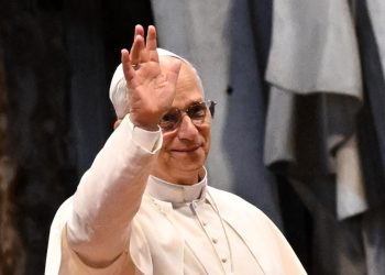 León XIV Vive Su Primer Cumpeados al Frente del Vaticano