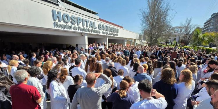 Paro y Ruidazo Contra El Veto de Milei Al Garrahan | «Una decisión despiadada y cruel»