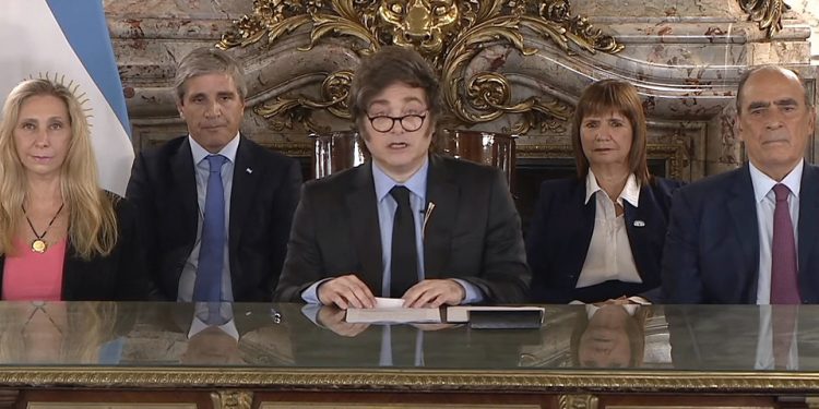 Javier Milei Habla Hoy en Cadena Nacional en el Peor Momento de Su Gobierno | Un Qé Hora es el Discurso