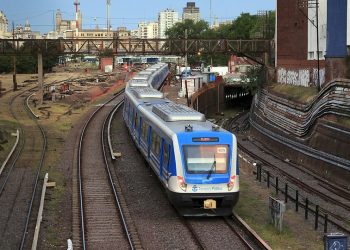 Trenes del Amba: Otro Día Con Demoras, Cancelactiones y Formaciones un Paso lento | El Jueves El Gobierno dictó la Conciliación Obligatoria