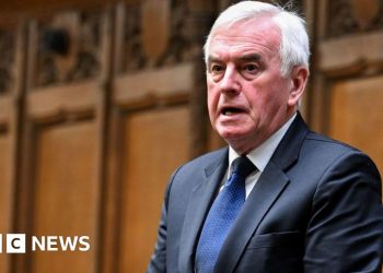 Readmites laborales McDonnell y Begum después de Benefit Cap Rebellion